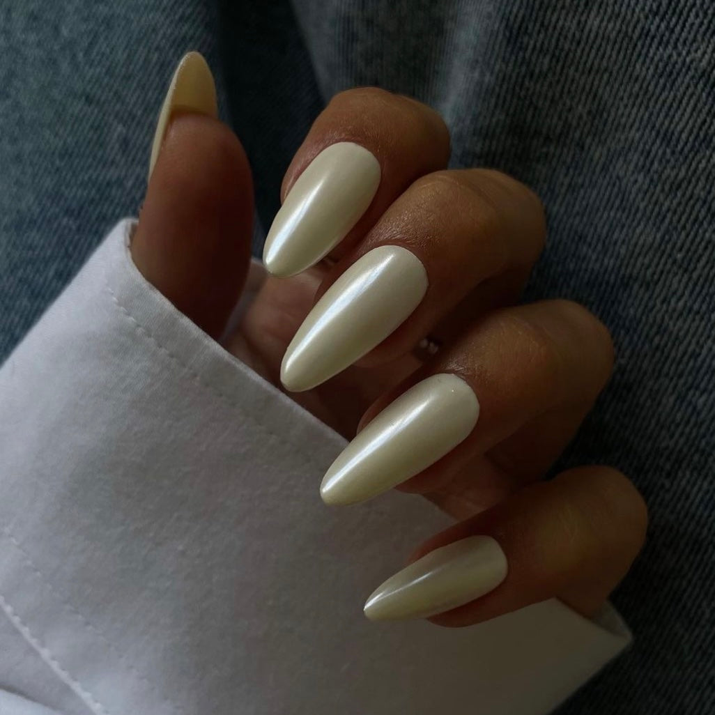 Solid Color Manicure 18